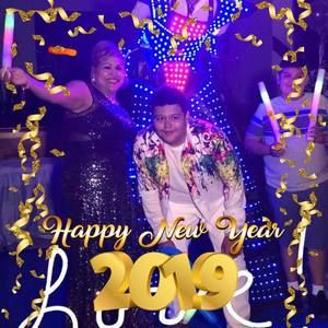 Meet your Posher, Mina